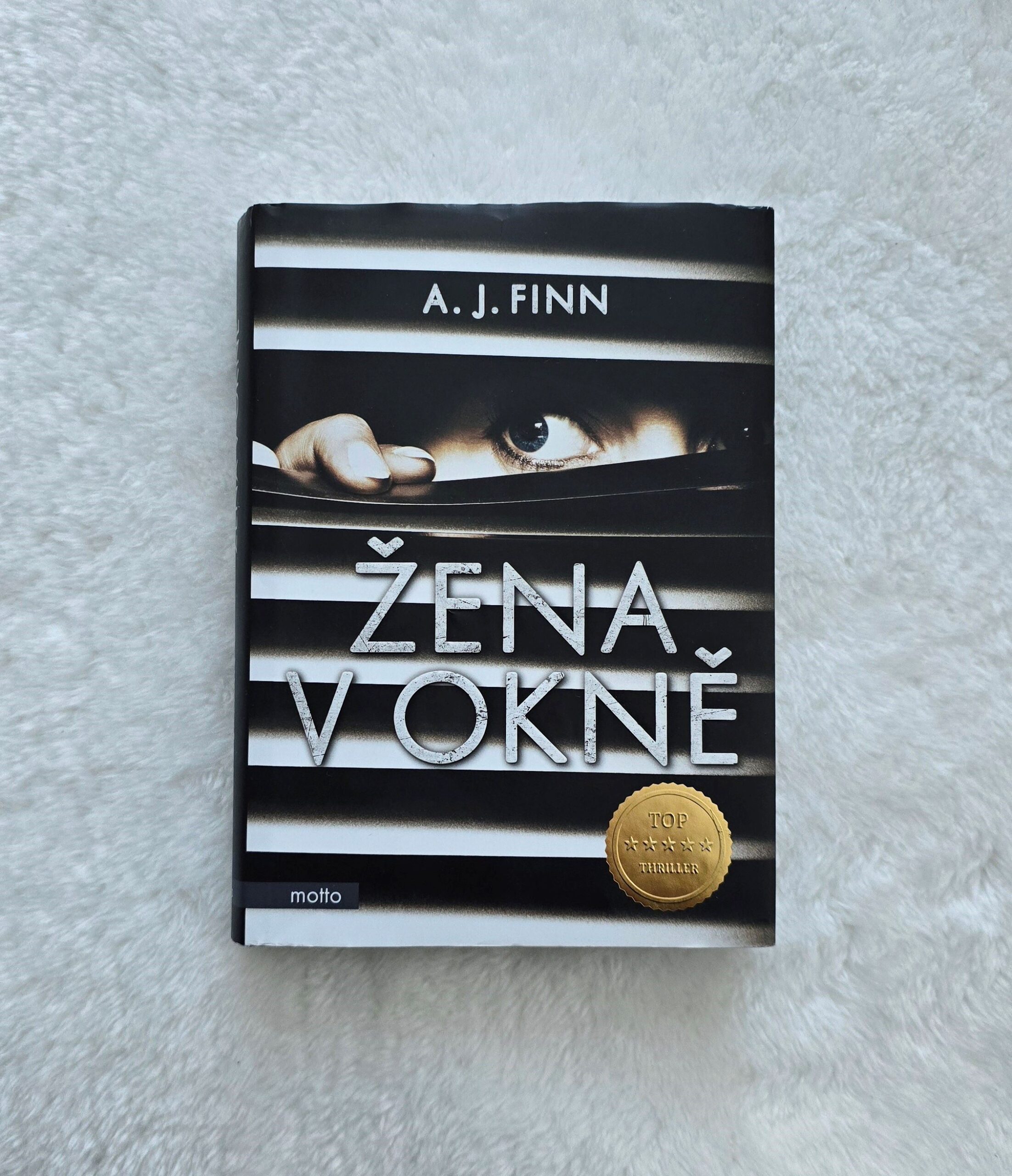 zena-v-okne.a-j-finn